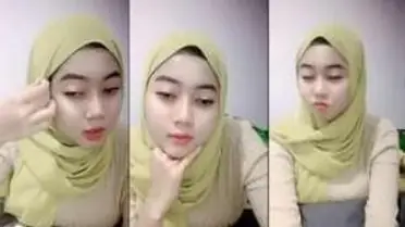 Bokep Jilbab Mantan Ukhti Bali Beraksi Liar Di Depan Kamera